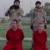 اعدام وحشیانه دو مرد به دست داعش در مقابل دیدگان کودکان