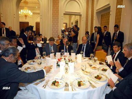 دیدار مقامات ایران و آمریکا در یک مراسم افطاری؟