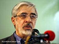 میرحسین موسوی در بیانیه‌ای تازه، سبزها را به پرهیز از خشونت دعوت کرده است. او در عین حال می‌گوید، روز قدس امسال نشان داد، «سه ماه خشونت بی‌سابقه کمترین اثری در حضور مردم به جای نگذاشته، بلکه آن را فراگیرتر کرده است».