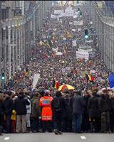 بلژیکی‌ها هم به خیابان‌ها آمدند/ عکس