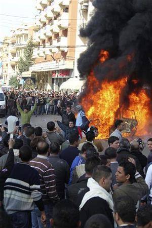 گزینه حزب الله رسما نخست وزیر لبنان شد / طرفداران حریری به خیابان ریختند