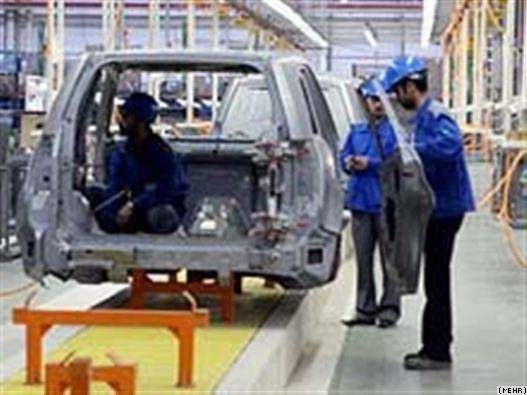 اعتراض کارگران به حادثه مرگبار در کارخانه ایران خودرو