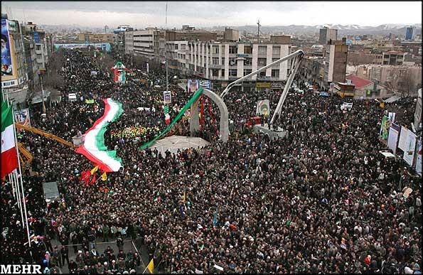 حضور پرشور مردم آذربایجان شرقی در راهپیمایی 22 بهمن