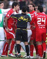 تفاوت درگیری در فوتبال ایرانی و خارجی+تصاویر