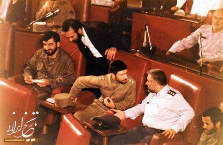 محسن رضایی و صیاد شیرازی در مجلس (عکس قدیمی)