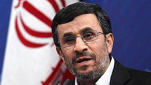 واکنش احمدی‌نژاد به دستگیری همکارانش: کابینه خط قرمز است
