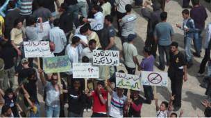 بشار اسد فرماندار حما را برکنار کرد