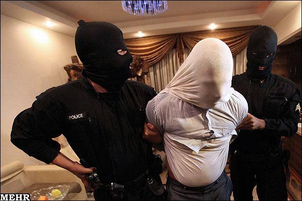 دستگیری 102 اراذل و اوباش در پایتخت/ 5 زن جزء دستگیرشدگان هستند