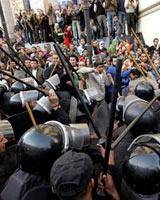 اخراج ۷۰۰ پلیس مصری در ارتباط با کشتار معترضان