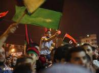 «مجتمع قذافی در طرابلس در محاصره‌ی مخالفان است»