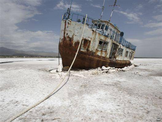 اختصاص «۸۰۰ تا ۹۰۰ میلیون دلار» برای نجات دریاچه ارومیه