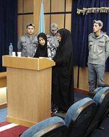 دستور رئیس قوه قضائیه برای حذف پوشش اجباری چادر بر سر متهمان زن