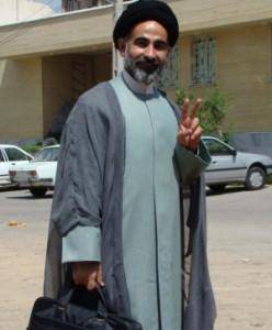 انتقال یک روحانی منتقد به زندان اهواز