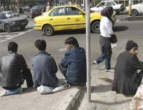 یک کارشناس اقتصادی؛ مرکز آمار ایران با آمار بیکاری بازی می‌کند