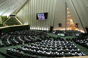 تذکر ۴۲ نماینده نسبت به انتصاب داماد احمدی نژاد به ریاست موسسه استاندارد