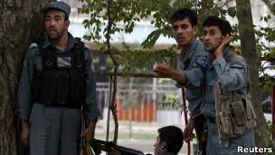 دو تبعه خارجی در داخل وزارت کشور افغانستان کشته شدند