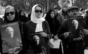 وداع با بانوی داستان نویس ایران، سیمین دانشور