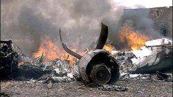 118 تن بر اثر سقوط هواپیمای مسافربری در پاكستان كشته شدند