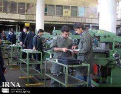 كارگران نقش موثری در تحقق تولید ملی و حمایت از سرمایه ایرانی دارند