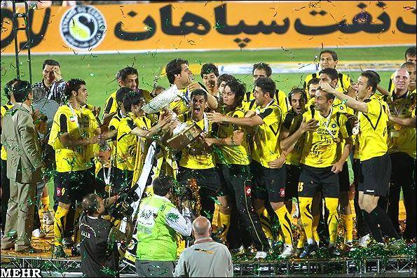 جشن قهرمانی فوتبال لیگ برتر باشگاه‌های کشور