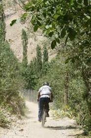 بازدید از روستای زیبای یوش و دوچرخه سواری با تخفیف