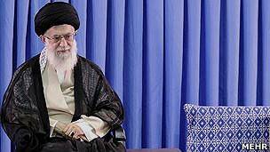 رهبر ایران: تکبر و توقع بیجا در برابر ایران راه به جایی نمی‌برد