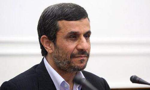 تاكيد احمدي‌نژاد بر حل مسايل منطقه‌اي و بين‌المللي بر پايه گفتگو و احترام به حقوق ملت‌ها