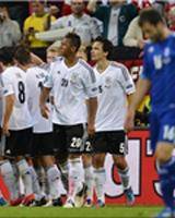 آلمان ریاضت فوتبالی را به هم مشکلات یونان اضافه کرد