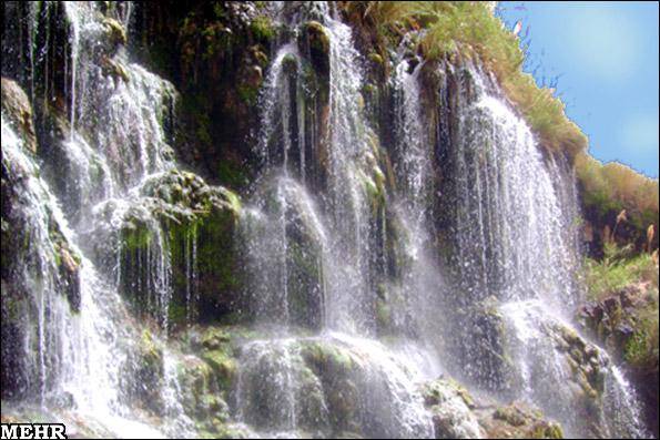 منحصربه فردترین آبشار ایران در 10کیلومتری یک راه ناهموار