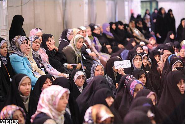 دیدار شرکت کنندگان اجلاس زنان و بیداری اسلامی با رهبر معظم انقلاب