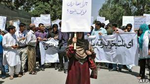 اعتراض فعالان حقوق زن در کابل به تیرباران 'نجیبه'