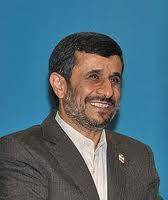 وعده احمدی نژاد به زلزله زدگان و پرستاران!