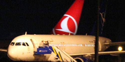 ترکیه هواپیمایی که از "روسیه" عازم "سوریه" بود را مجبور به فرود کرد