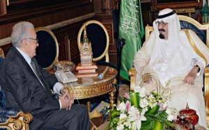 دیدار و رایزنی اخضر ابراهیمی با پادشاه عربستان قبل از سفر به ترکیه