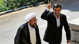  احمدی‌نژاد: از نقض قانون اساسی در قوه قضائیه نگرانم