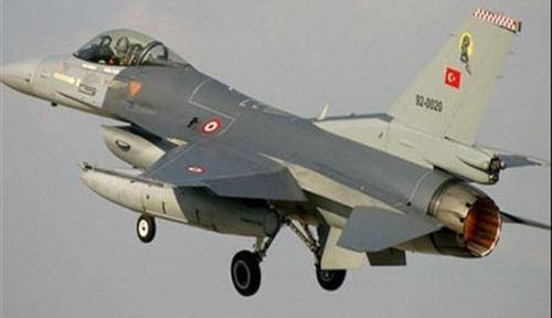 جنگنده های ترکیه وارد حریم هوایی عراق و سوریه شدند