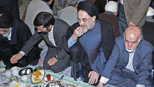 خاتمی و احمدی‌نژاد سر یک سفره/عکس