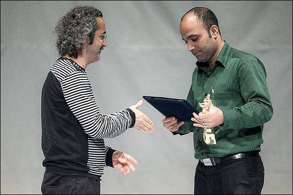 "خشت خام خانه" از حضور در جشنواره تئاتر فجر انصراف داد
