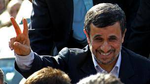 داوود احمدی‌نژاد: 'زنده باد بهار' خلاف سخنان رهبری است