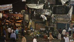 دوازده کشته در دو انفجار در حیدرآباد هند