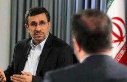 قطع ناگهانی پخش مصاحبه زنده احمدی‌نژاد و انتقاد دولت از صدا و سیما