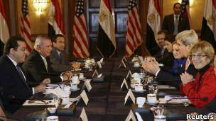 وزیر خارجه آمریکا: مصر باید اقتصاد خود را بازسازی کند