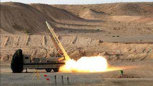 نیروی زمینی ارتش ایران دو نوع موشک جدید آزمایش کرد