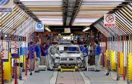 کسب رتبه اول جهان توسط ایران در زمینه کاهش تولید خودرو