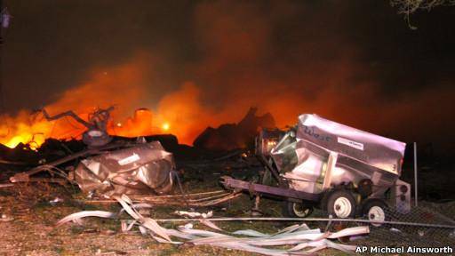 آتش‌سوزی و انفجار در تگزاس دهها کشته و زخمی برجای گذاشته است