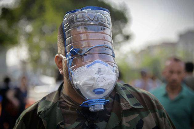 ماسک ابتکاری برای گاز اشک آور(+عکس)