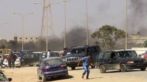 اعتراض به شبه نظامیان لیبی در بنغازی دهها کشته بر جای گذاشت