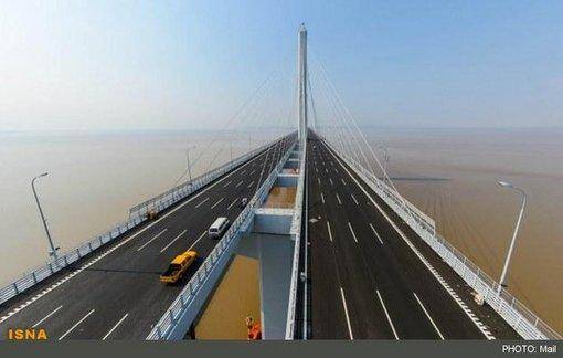 طولانی‌ترین پل کابلی جهان رونمایی شد