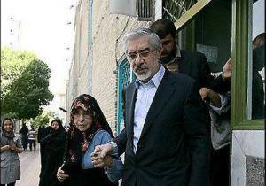 اعزام میرحسین موسوی به بیمارستان قلب/ ممانعت ماموران امنیتی از ادامه درمان