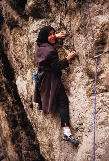 عکس/دختر صخره نورد ایرانی!